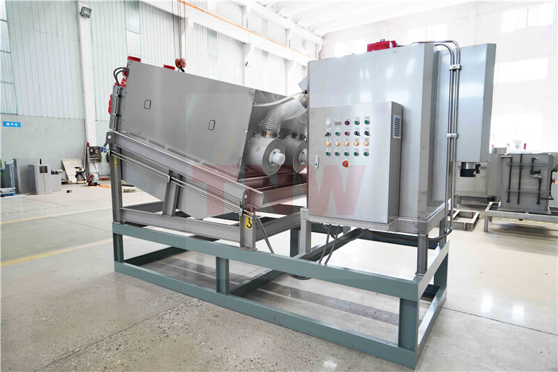 疊螺式汙泥脫水機的主要優點